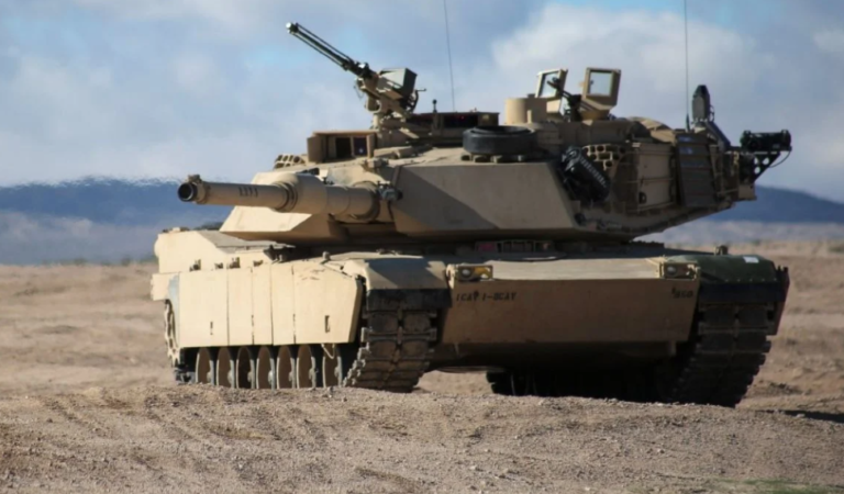 Rușii sunt stresați că vin tancurile Abrams în Ucraina. Au elaborat un ghid de distrugere a acestuia și l-au postat online