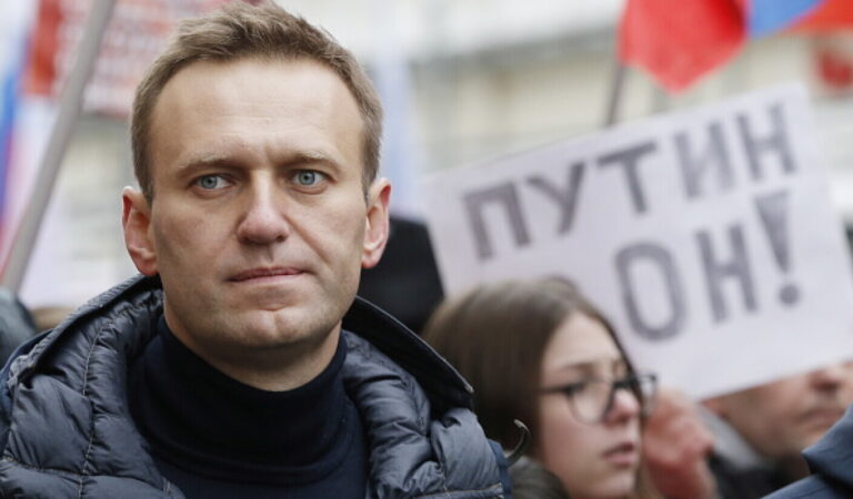 Cum a schimbat Navalnîi Rusia
